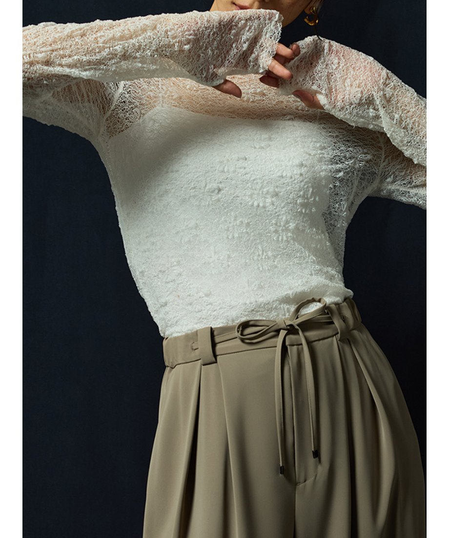 6827d407d5cfeb8e03b215a9