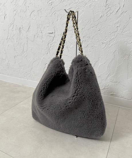 【VIOLAd'ORO】Mouton eco fur chain tote bag