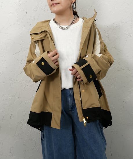 Color scheme　mesh blouzon
