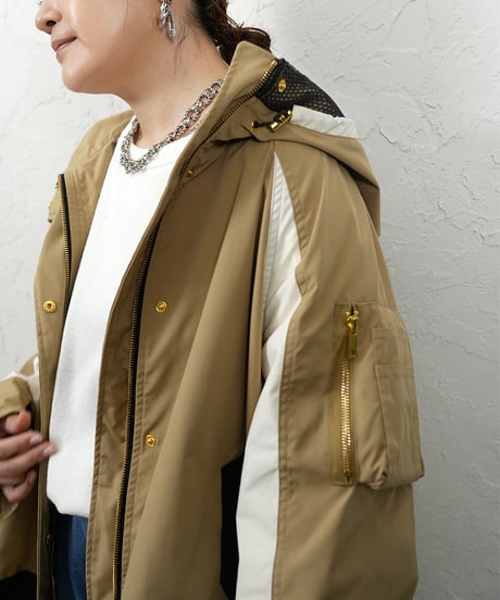 Color scheme　mesh blouzon