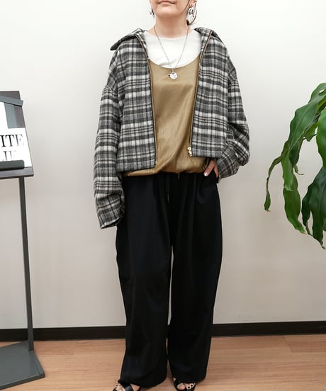 【Dignite collier】　ご予約  ジップアップショートＪＫ