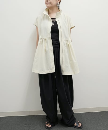 Stretch  nylon　ZIP vest　【ラスト2点】