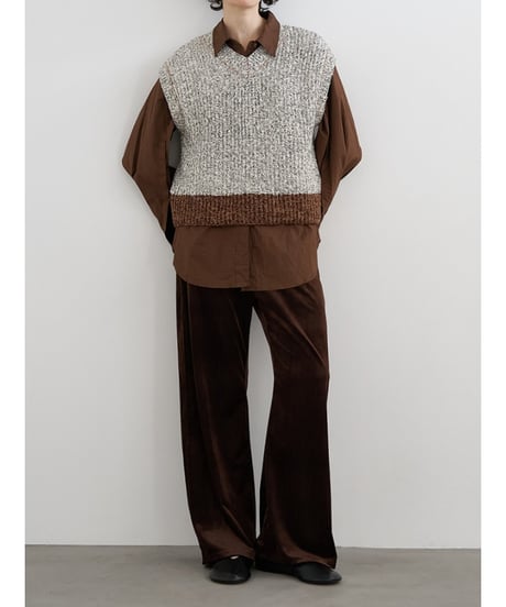 【YENN】　ご予約  BI COLOR KNIT VEST