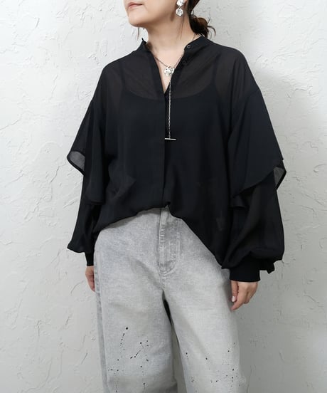 Sleeve frill  blouse【whiteラスト1点】