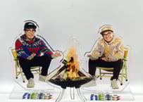 おぎやはぎのアクリルスタンド（焚き火）