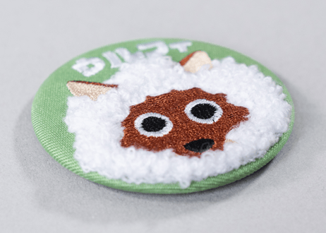 ウルフィ刺繍缶バッジ