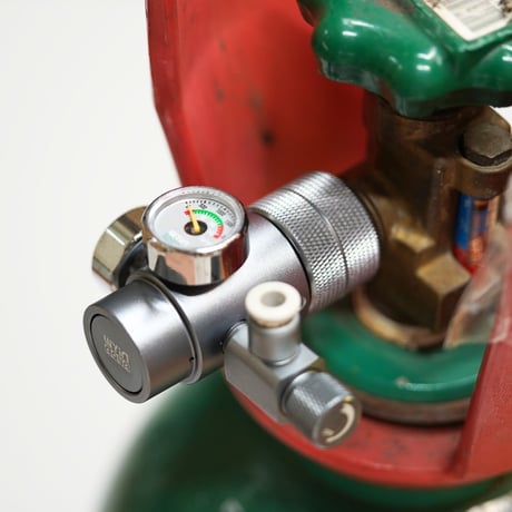 CO2レギュレーターA PRO（ミドボン用レギュレーター）