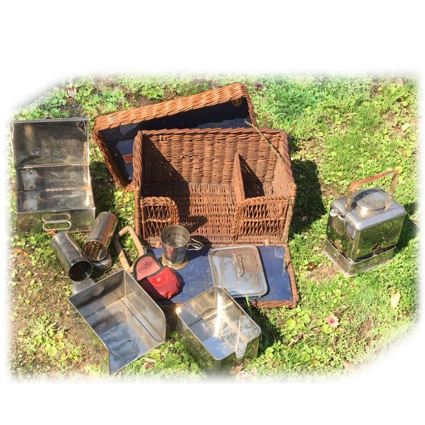 ヴィンテージ G.W SCOTT＆Sons製 『籐ケース入りピクニック