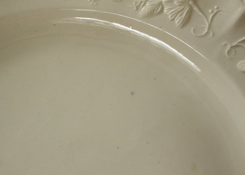 Pont aux Choux 18世紀ポントシュー窯レリーフプレート | Antique &