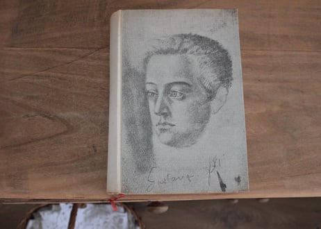 フランス古書 『The Book of Fine Linen』