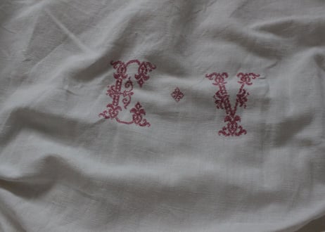 France Antique 大判シーツ/MONOGRAM “EV”