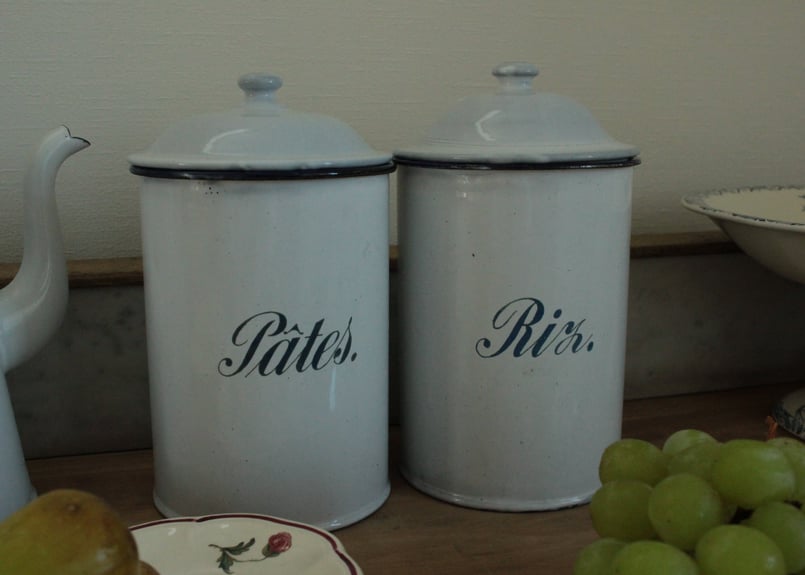 フランスアンティーク・ペアのエナメルキャニスター/パスタ・お米入れ フランスアンティーク・ペアのエナメルキャニスター/パスタ・お米入れ