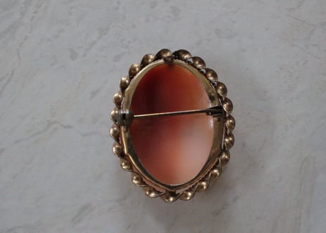 【E】Antique Shell Cameo Brooch