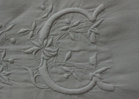 France Antique MONOGRAM“MC”　モノグラム大判シーツ