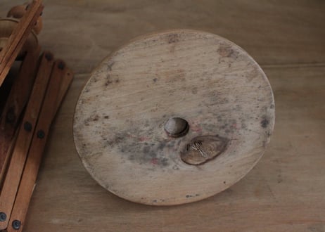 【A】卓上木製・かせくり器　糸巻き器