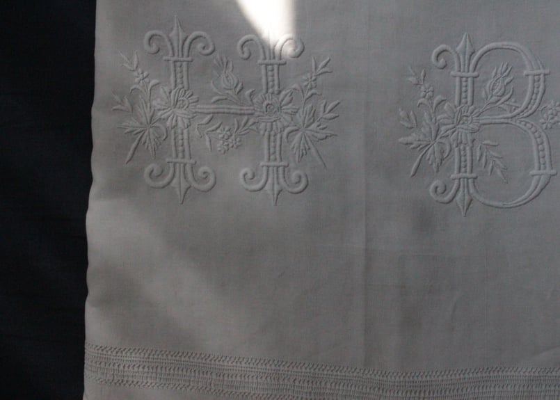 France Antique Linge Ancien Feuilles MONOGRAM“H