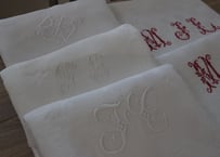 France Antique  MONOGRAM Whitework 手刺繍モノグラムクロス（数量5)