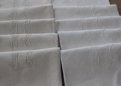 France Antique “AC” MONOGRAM Whitework手刺繍モノグラムクロス（数量5）