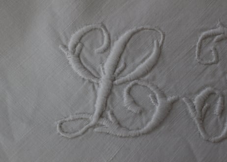 France Antique Whitework MONOGRAM "LH"  クッションカバー大