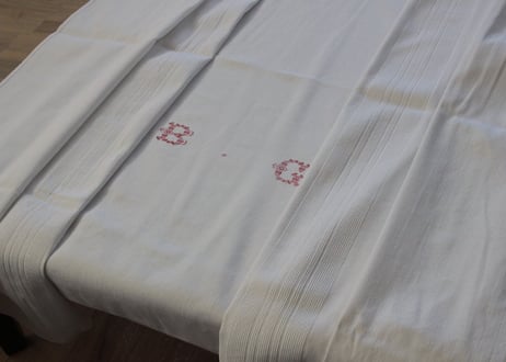 France Antique 赤ラインの大判シート/MONOGRAM "B・G"