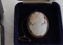 【J】Antique Shell Cameo Brooch
