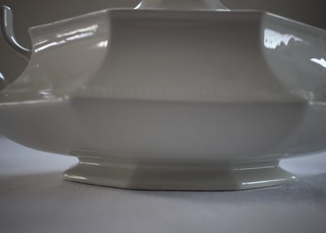 Johnson Brothers【ジョンソンブラザーズ】“Heritage White”  Vegetable Bowl
