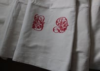 France Antique MONOGRAM“SD”赤花文字/モノグラム大判シーツ