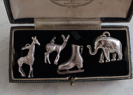 Vintage Sterling Silver charms 【アイススケート】