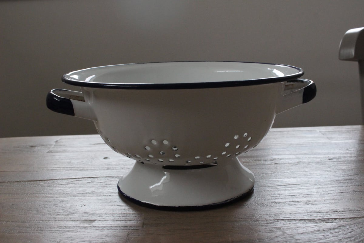 ヴィンテージホーロー製コランダー/水切りボウル | Antique & Brocante