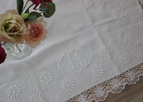 France Antique Whitework MONOGRAM "JS"  花のテーブルクロス