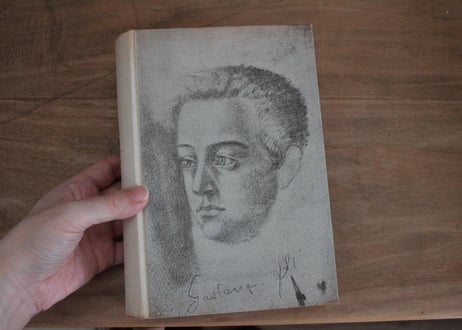 フランス古書 『The Book of Fine Linen』