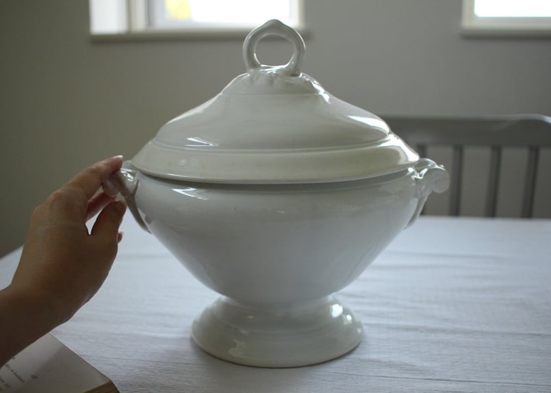 Luneville【リュネヴィル】白のスーピエール | Antique Luneville【リュネヴィル】白のスーピエール | Antique