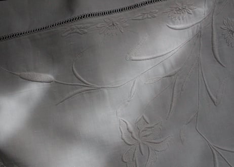 France Antique クッションカバー/MONOGRAM "P・F"蝶