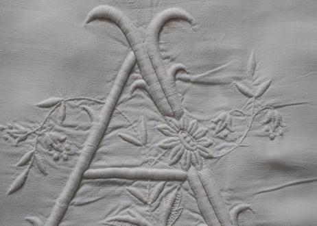 France Antique MONOGRAM“AA”ピュアリネンレースの大判シーツ