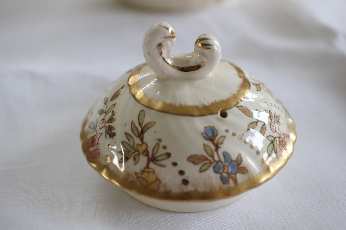 Sarreguemines【サルグミンヌ】Louis XV ルイ15世スタイルの Sarreguemines【サルグミンヌ】Louis XV ルイ15世スタイルの