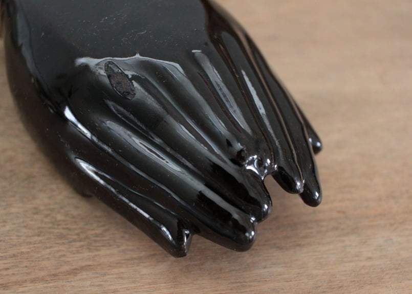 B】ブラックハンドモチーフ/Made in Japan | Antique & Brocan