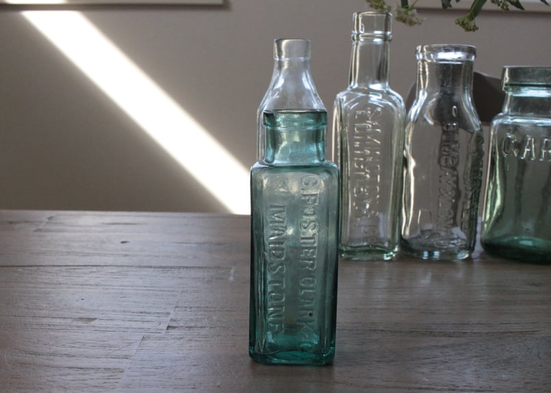 イギリス・アンティークガラスボトル（数量5） | Antique & Brocante