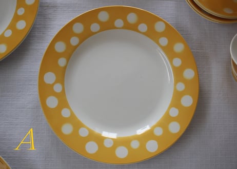 Digoin&Sarreguemines 黄色いチェックプレート　p77 Digoin&Sarreguemines 黄色いチェックプレート p77 - メルカリ