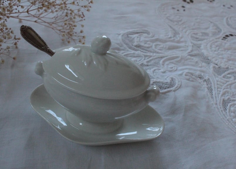 France Antique 白磁器・蓋付きマスタードポット | Antique & Broc