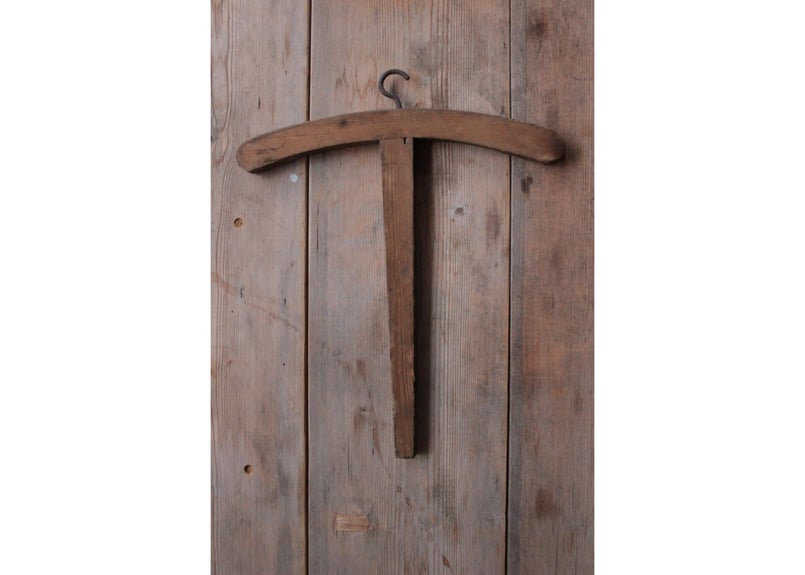 新品未使用４本セット！「アンティーク風・真鍮製ハンガー」ブラスハンガー♡ロココ 新品未使用4本セット！「アンティーク風・真鍮製ハンガー」ブラス