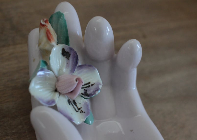 B】オリエンタルな花・レフトンのハンドモチーフ/Lefton