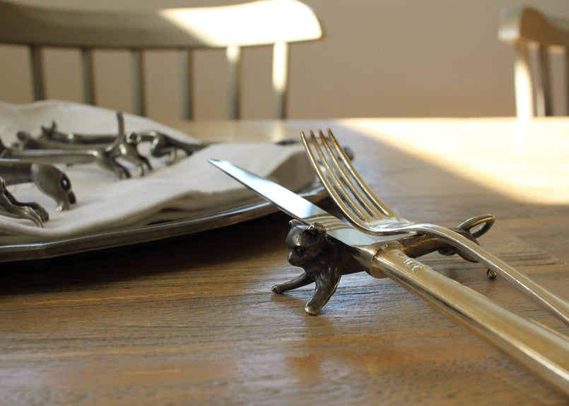 送料無料対象商品】Etain Pewter 動物達のカトラリーレスト