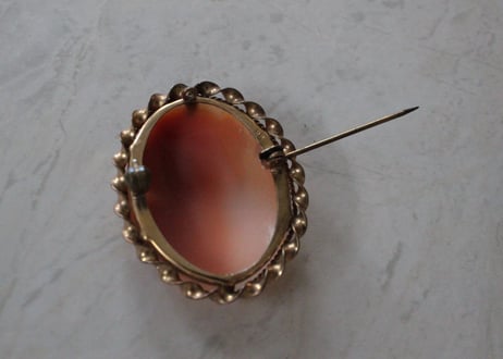 【E】Antique Shell Cameo Brooch