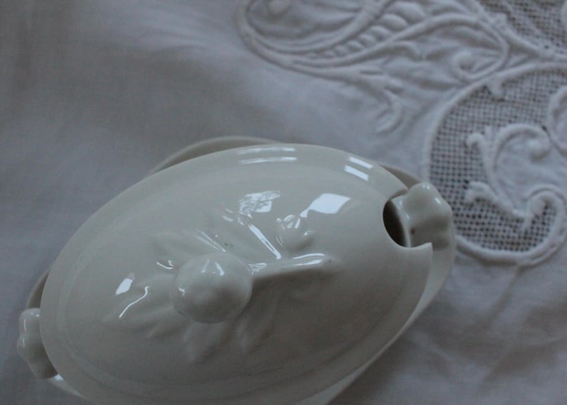 白磁器・蓋付きマスタードポット/フランスアンティーク France Antique