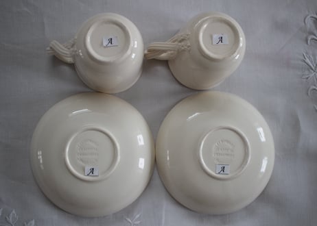 Leedsware Classical Creamware  C&S ペア  (数量2)