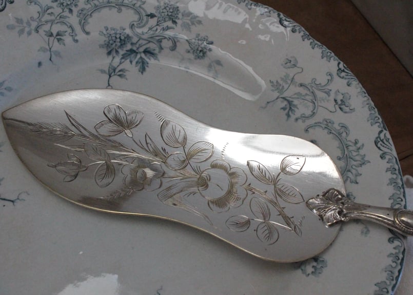 シルバーコーティングのケーキサーバー | Antique & Brocante R