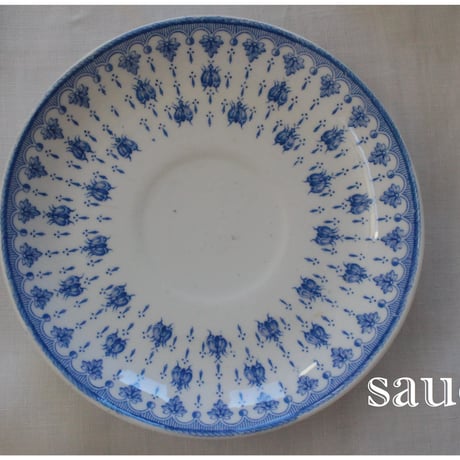 クレイユエモントロー | STORES