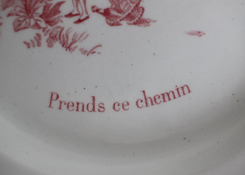 a.フランスアンティーク ♧ Gien ジアン ♧ 赤頭巾のディネット3枚セット 誠実 b.フランスアンティーク 赤頭巾のディネット3 ♧ ジアン