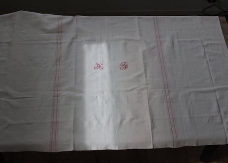 France Antique 赤ラインの大判シート/MONOGRAM "HF"
