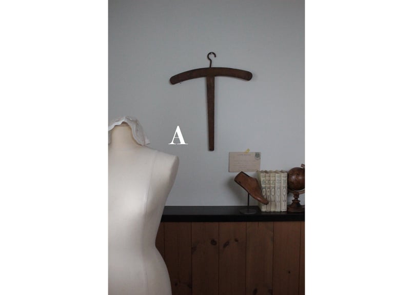 ☆２点☆　フランスアンティーク　クロス型ハンガー　十字架　ブロカント　木製 ☆2点☆ フランスアンティーク クロス型ハンガー 十字架